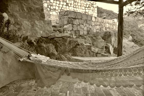 Romy Rainer photographic series at Eco House Patmos, photograph 23